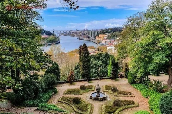 Apartment Skyline Invicta Porto